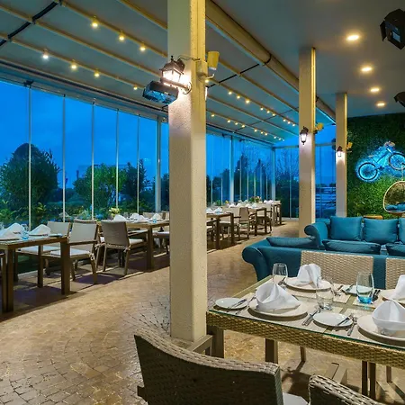 Hotel Kaya Fair & Convention