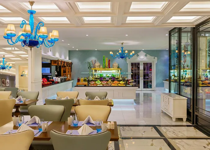 Kaya Fair & Convention Hotel 5*