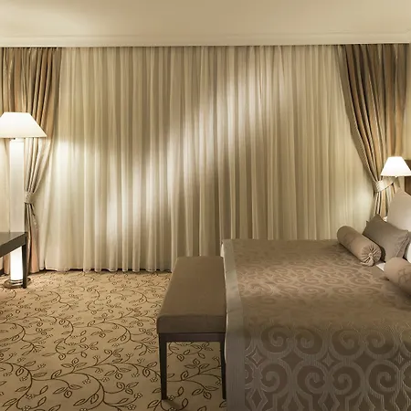 Отель Kaya Fair & Convention 5*